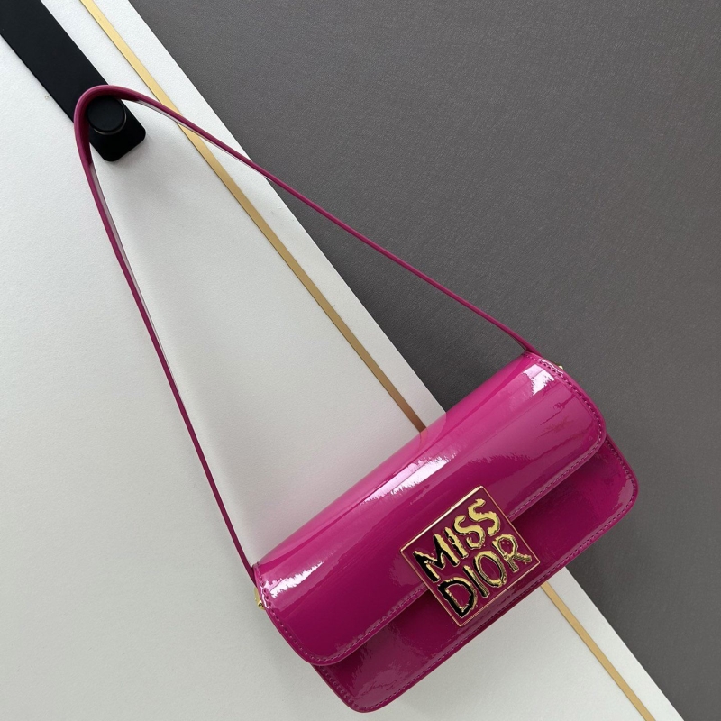 D*or top handle bags